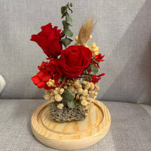 Load image into Gallery viewer, Red Romance - Flower Dome