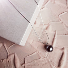 Load image into Gallery viewer, Black Pearl Necklace - Short