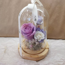 Load image into Gallery viewer, Lavender Glass Flower Domes