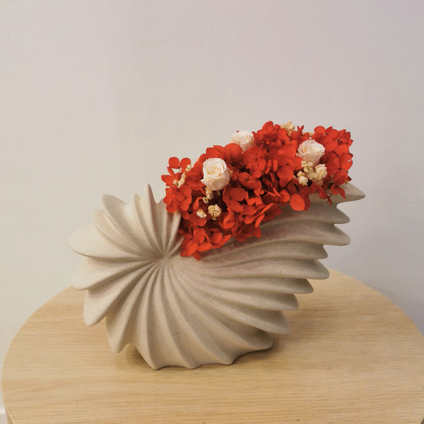Red Amour - Shell Arrangement