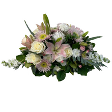 Load image into Gallery viewer, Fresh Flower Centrepiece – Designer's Choice