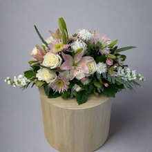 Load image into Gallery viewer, Fresh Flower Centrepiece – Designer's Choice