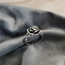 Load image into Gallery viewer, Thornhill Rose Ring - Sterling Silver