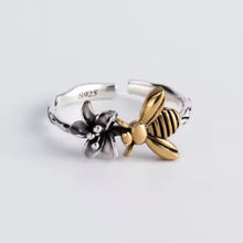 Load image into Gallery viewer, Bee With Me Ring - Sterling Silver