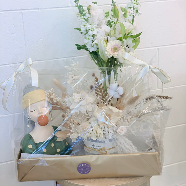 Blanc - Cream & White in Concrete Vase