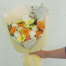Load image into Gallery viewer, Sunbeam Smile Bouquet