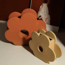 Load image into Gallery viewer, Floral Matte Vase