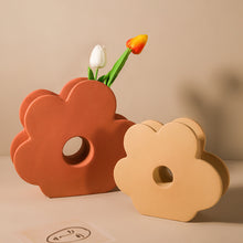 Load image into Gallery viewer, Floral Matte Vase
