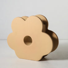 Load image into Gallery viewer, Floral Matte Vase
