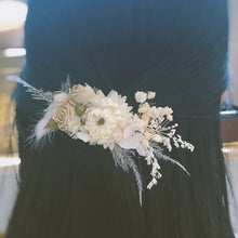Load image into Gallery viewer, Hair Clip- Dried Flower