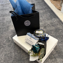 Load image into Gallery viewer, Gift Bag for Blue Lover
