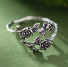 Load image into Gallery viewer, Double Rose Ring
