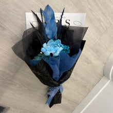 Load image into Gallery viewer, Ocean Love - Dried bouquet
