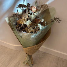 Load image into Gallery viewer, Ivory Grace - Dried  Bouquet
