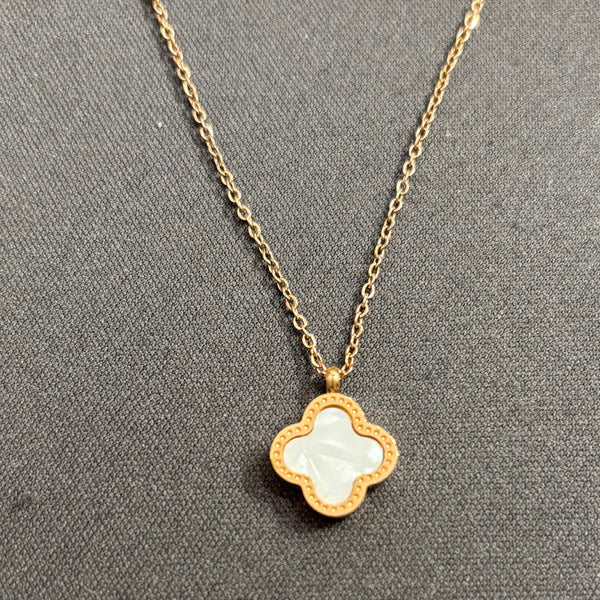 Four Leaf Clover necklaces - 18k plated (Double Sided)