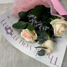 Load image into Gallery viewer, The Trio Roses - Pick up in store only
