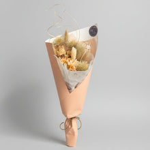 Load image into Gallery viewer, Blush Apricot  Dried Bouquet
