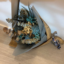 Load image into Gallery viewer, Blue Mood - Dried Bouquet
