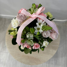 Load image into Gallery viewer, Mighty little gift baskets - Pick up only
