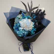 Load image into Gallery viewer, Ocean Love Blue Dried Bouquet

