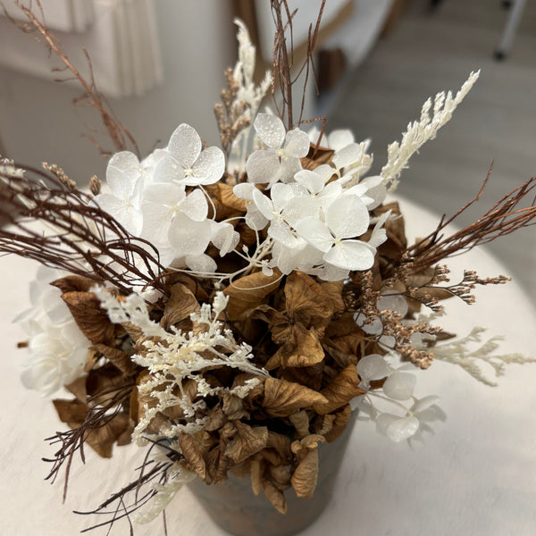 Antique Rose Gold Petite Arrangement