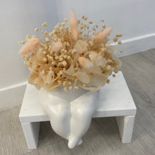 Load image into Gallery viewer, Thick Peach Arrangement
