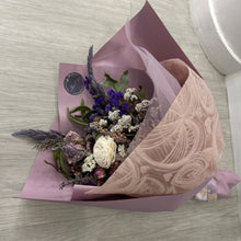 Load image into Gallery viewer, Blush Lilac Bouquet - Dried Flowers
