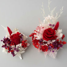 Load image into Gallery viewer, Wrist Corsages Set - Cream/White/Forrest Green

