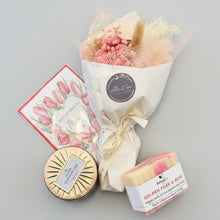 Load image into Gallery viewer, Love Mum Gift Basket
