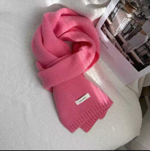 Load image into Gallery viewer, Wool Scarf - 2 colours
