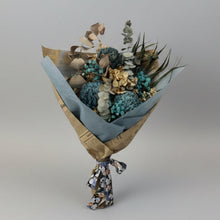 Load image into Gallery viewer, Blue Mood - Dried Bouquet
