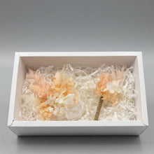 Load image into Gallery viewer, Preserved Rose Corsage &amp; Buttonhole Set
