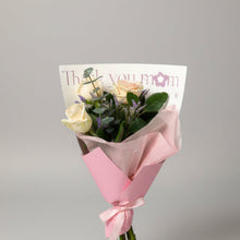 Load image into Gallery viewer, The Trio Roses - Pick up in store only
