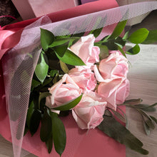 Load image into Gallery viewer, Pink Roses Bouquet
