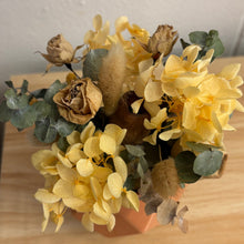 Load image into Gallery viewer, Eucalyptus &amp; Peach - Baby Pot
