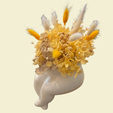 Load image into Gallery viewer, Thick Apricot Arrangement
