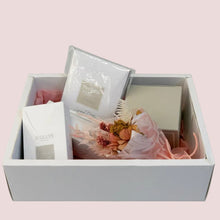 Load image into Gallery viewer, Laced Pear Gift Pack
