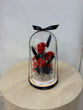 Load image into Gallery viewer, Ruby Love - Flower Dome wt Seedlights
