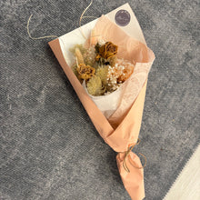 Load image into Gallery viewer, Blush Apricot  Dried Bouquet
