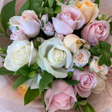 Load image into Gallery viewer, Bridal Bouquet- Soft Pastel Choice
