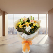 Load image into Gallery viewer, Sunbeam Smile Bouquet
