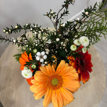 Load image into Gallery viewer, Baby Vase Posie - Pick Up Only
