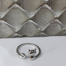 Load image into Gallery viewer, Persian Kitty Adjustable Ring - Sterling Silver
