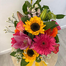 Load image into Gallery viewer, Summer Classic - Posies Box Arrangement
