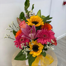 Load image into Gallery viewer, Summer Classic - Posies Box Arrangement
