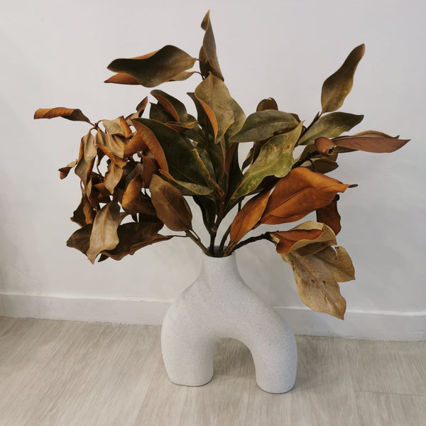 Magnolia Swerve Arrangement