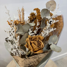 Load image into Gallery viewer, Cream Bouquet
