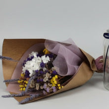 Load image into Gallery viewer, Statice Bouquet - Dried Flowers
