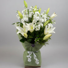 Load image into Gallery viewer, Luxe Cream and Green Bouquet
