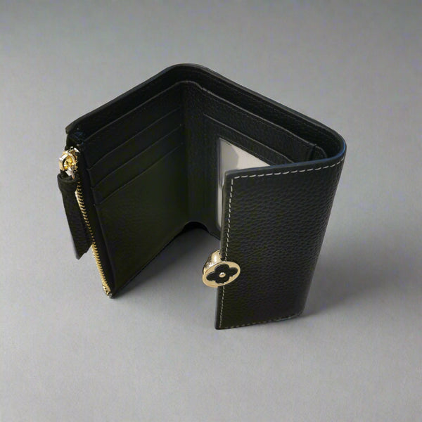 Flower Clasp Leather Wallet
